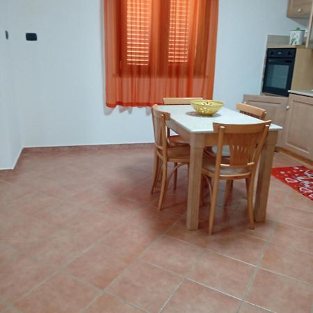 Casa Antonella Apartment Porto Torres Luaran gambar